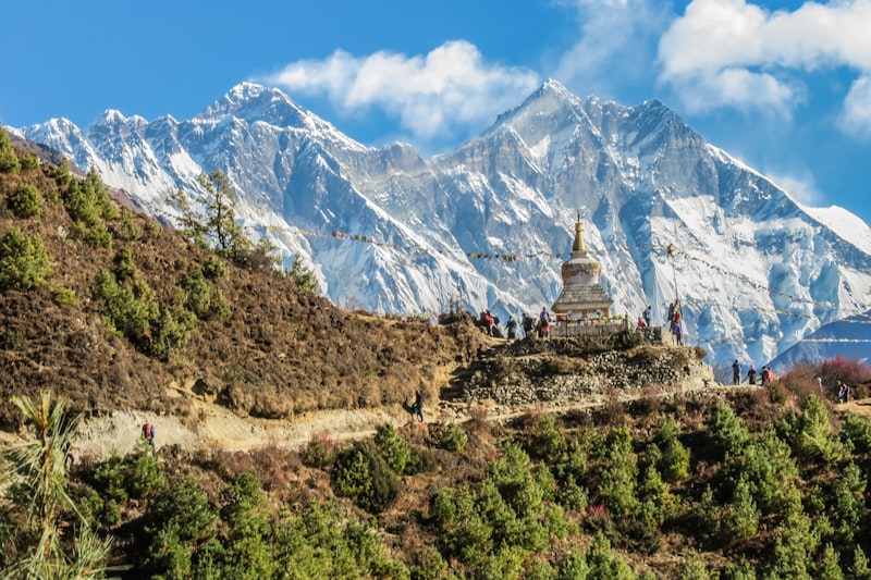 Everest Base Camp Trek vs Gokyo Lakes: Which Should You Choose?